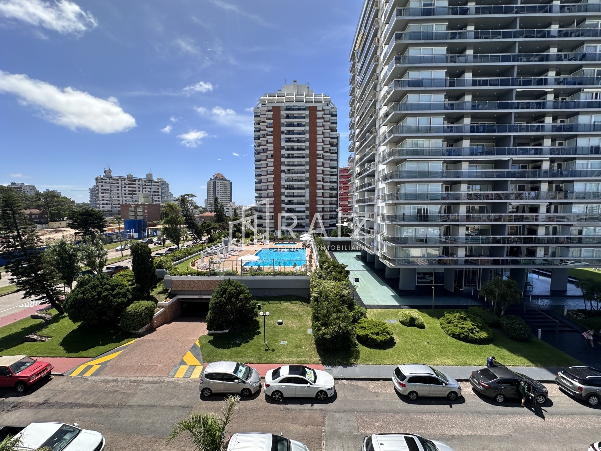 Apartamento ID.10956 - Venta apartamento 1 dormitorio Punta del Este edificio Sol y Luna 2