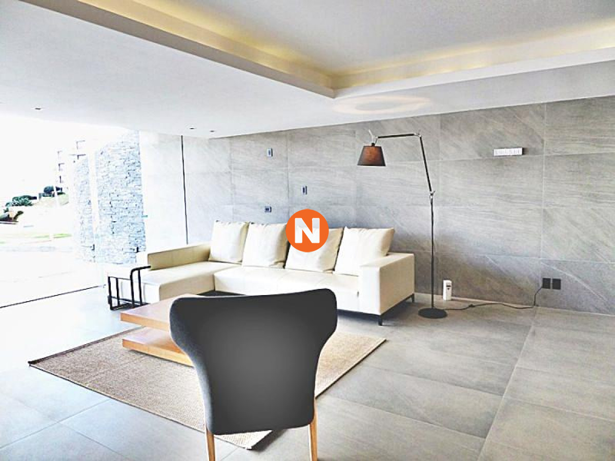 Apartamento Ref.225198 - Venta apartamento dos dormitorios Punta del este Playa Brava edificio Torre esmeralda