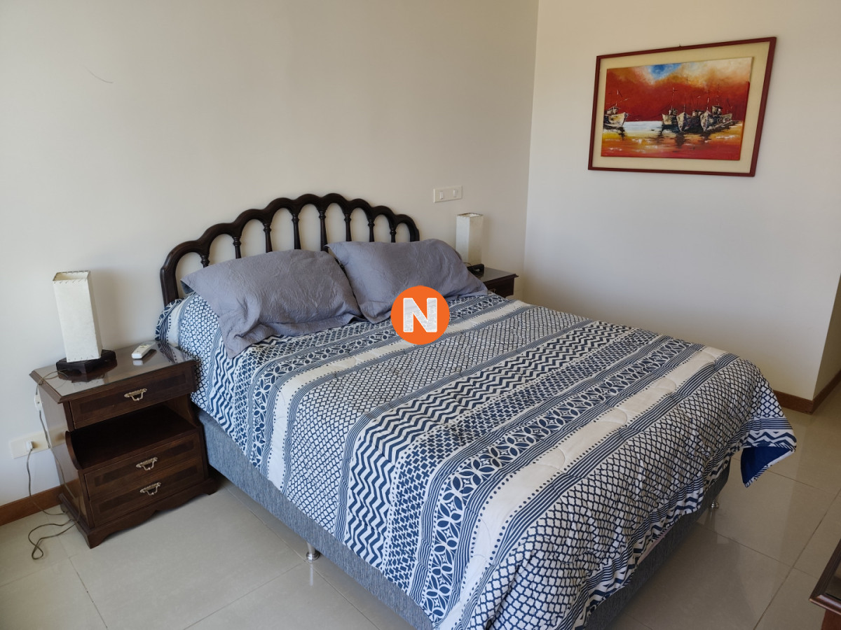 Apartamento Ref.225195 - Venta apartamento dos dormitorios Punta del este edificio Tressesenta