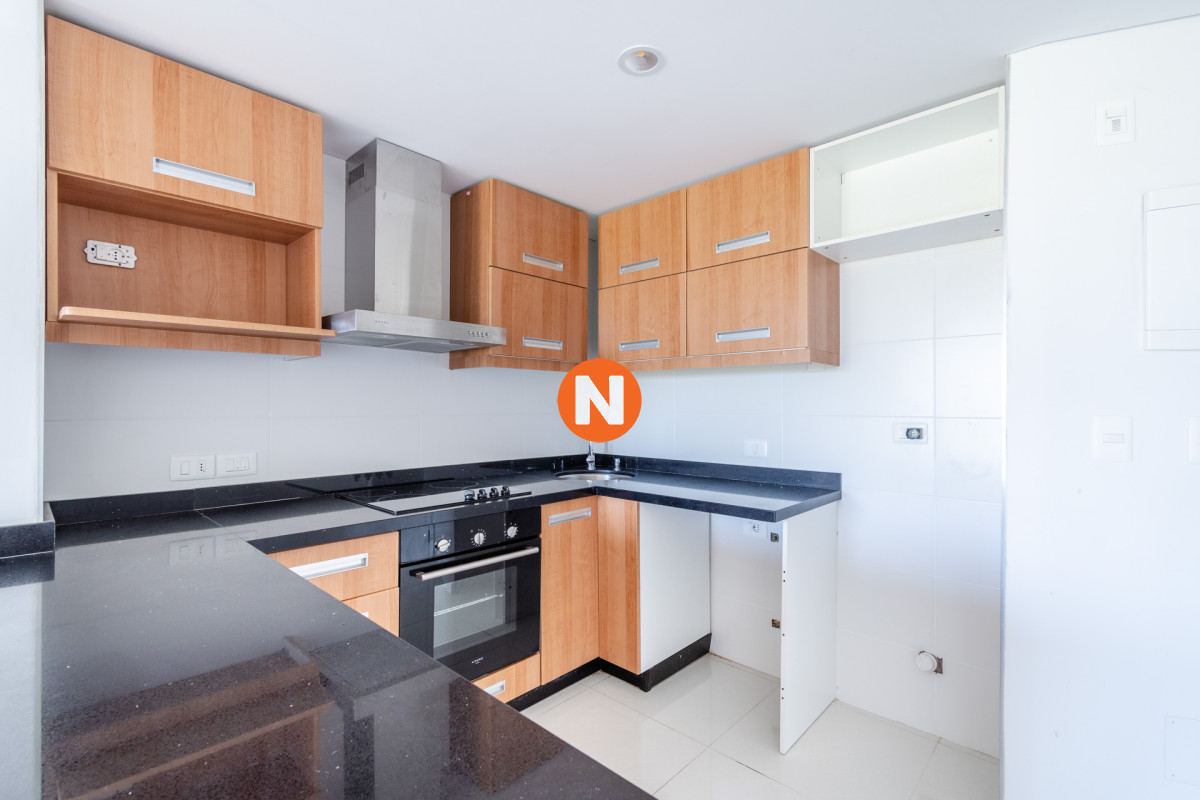 Apartamento Ref.225207 - Apartamento en Venta y Alquiler, Mansa, Punta del Este, 2 Dormitorios.