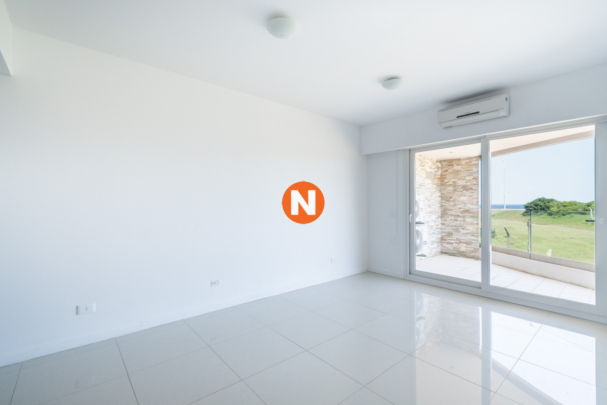 Apartamento Ref.225207 - Apartamento en Venta y Alquiler, Mansa, Punta del Este, 2 Dormitorios.