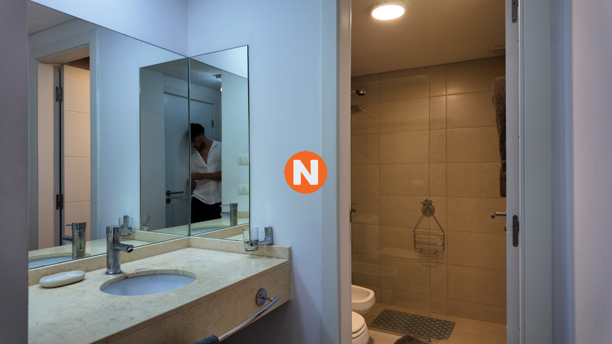 Apartamento Ref.225197 - Venta apartamento dos dormitorios Punta del Este Playa Brava edificio Wind Tower