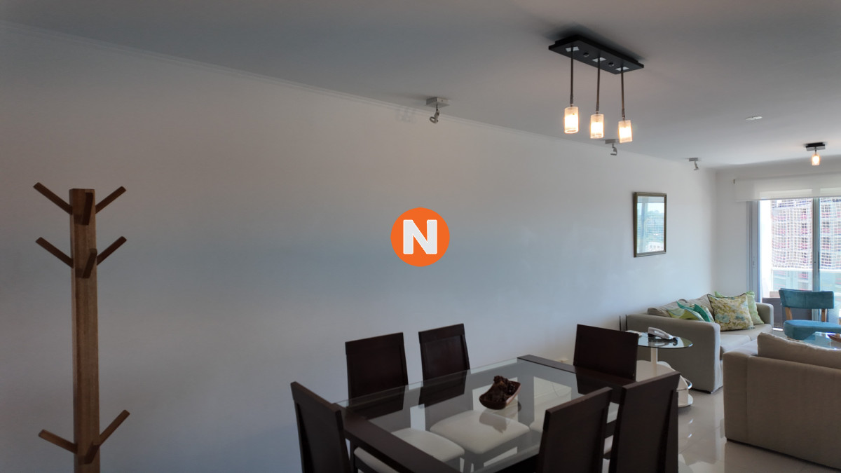 Apartamento Ref.225197 - Venta apartamento dos dormitorios Punta del Este Playa Brava edificio Wind Tower