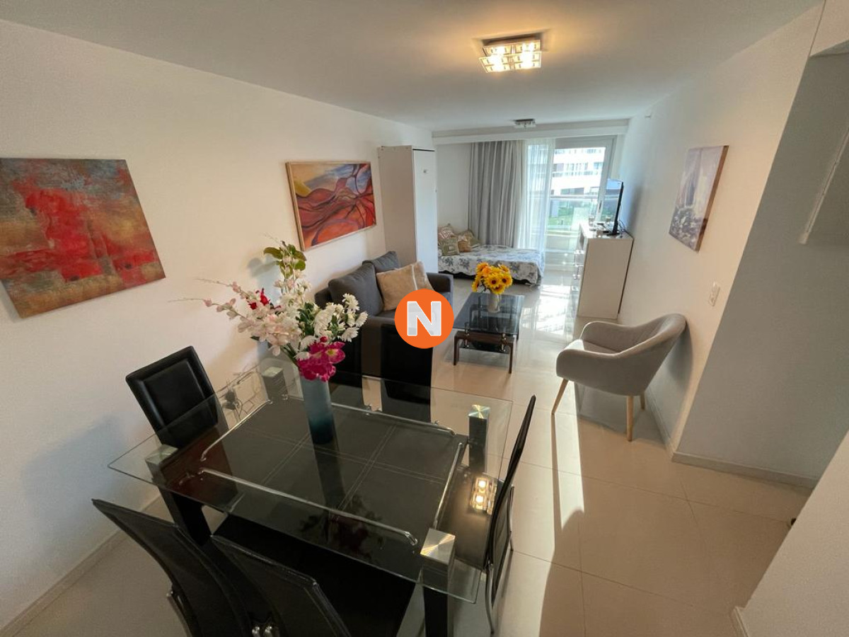Apartamento Ref.225211 - Venta apartamento un dormitorio Punta del este Brava edificio Look Brava
