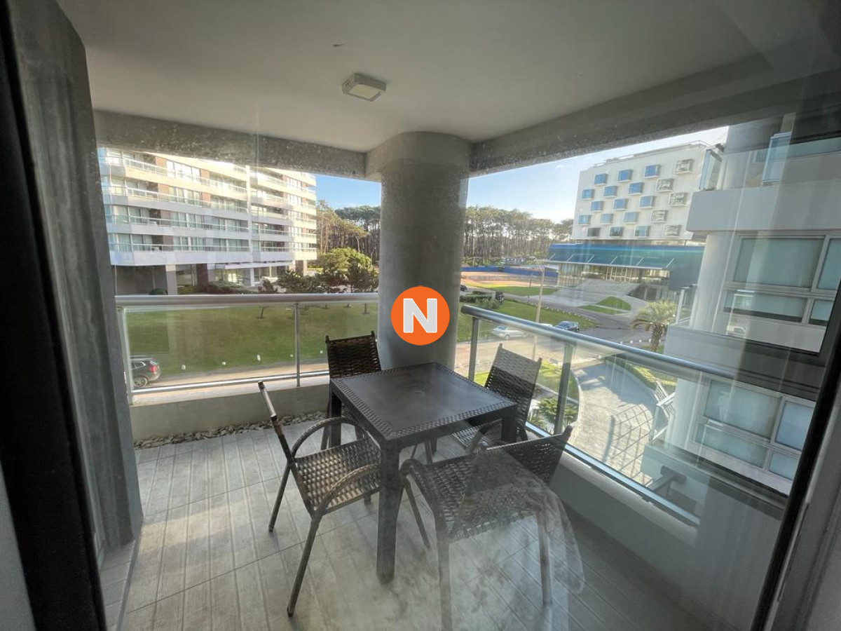 Apartamento Ref.225211 - Venta apartamento un dormitorio Punta del este Brava edificio Look Brava