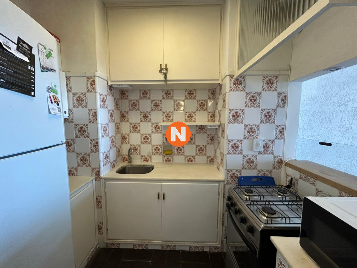 Apartamento Ref.225189 - Venta apartamento un dormitorio Punta del este playa Brava edificio Marenostrum vista al mar