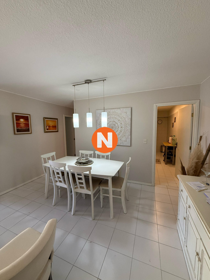 Apartamento Ref.225216 - APARTAMENTO 2 DORMITORIOS EN PUNTA DEL ESTE EN VENTA A PASOS DEL MAR