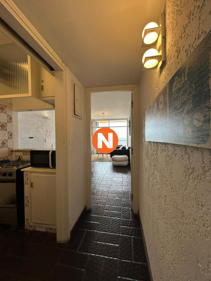 Apartamento Ref.225189 - Venta apartamento un dormitorio Punta del este playa Brava edificio Marenostrum vista al mar