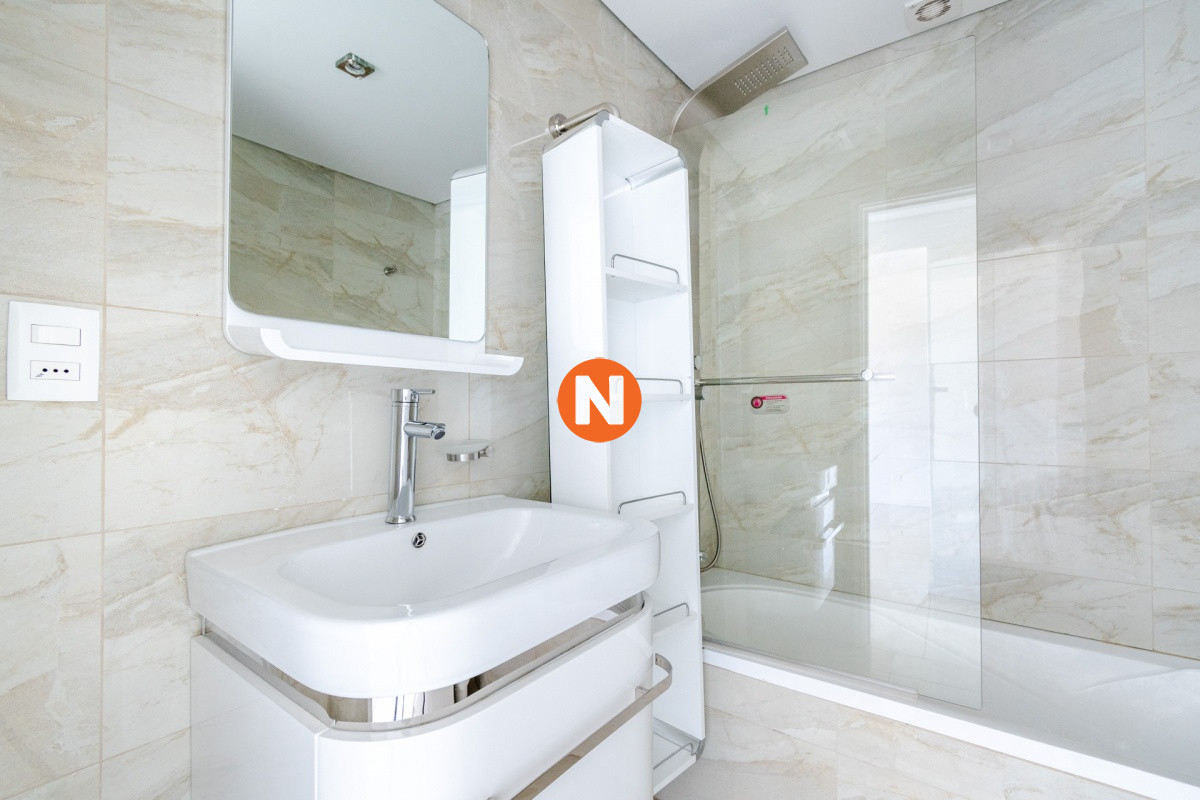 Apartamento Ref.225207 - Apartamento en Venta y Alquiler, Mansa, Punta del Este, 2 Dormitorios.