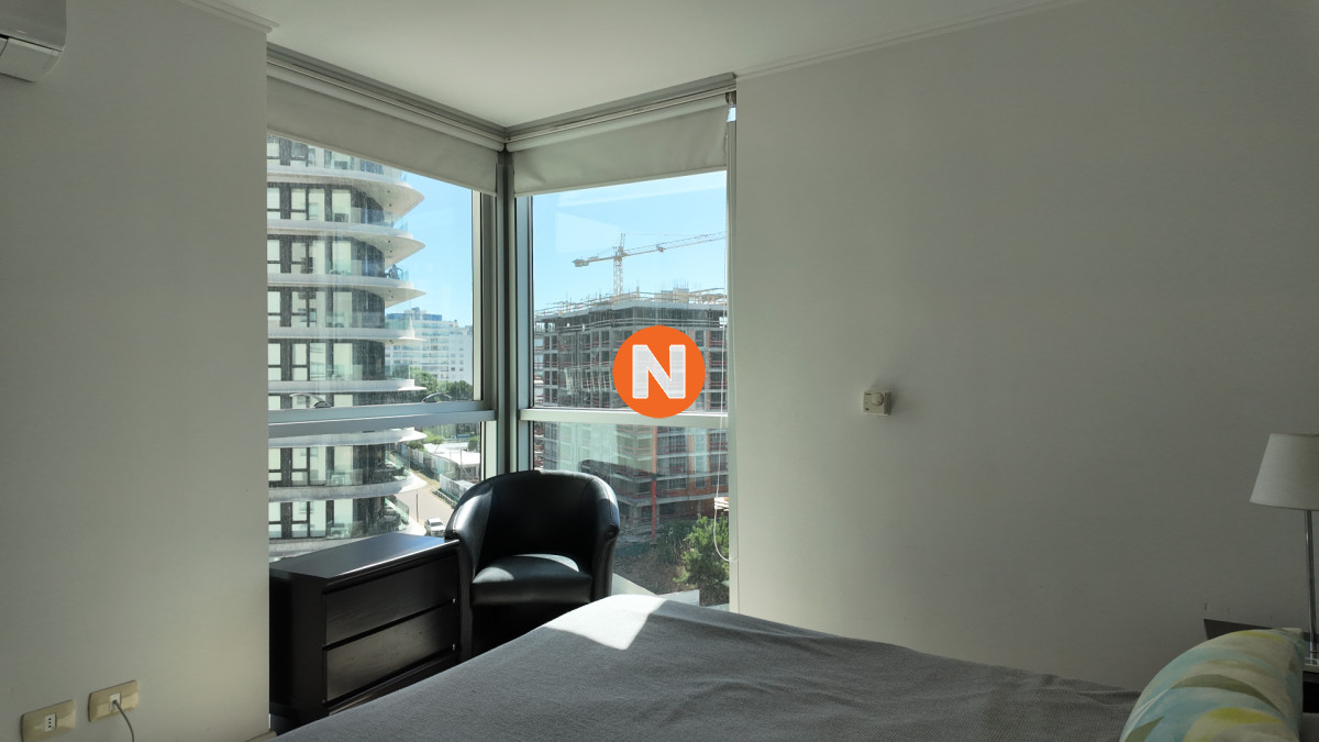 Apartamento Ref.225197 - Venta apartamento dos dormitorios Punta del Este Playa Brava edificio Wind Tower