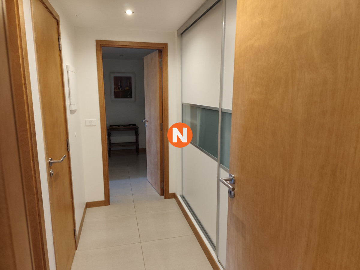 Apartamento Ref.225195 - Venta apartamento dos dormitorios Punta del este edificio Tressesenta