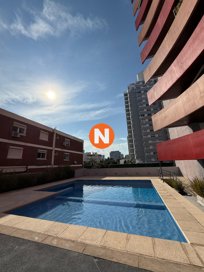 Apartamento Ref.225216 - APARTAMENTO 2 DORMITORIOS EN PUNTA DEL ESTE EN VENTA A PASOS DEL MAR