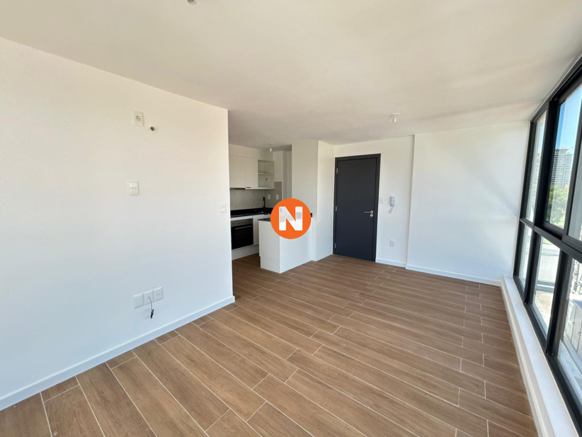 Apartamento Ref.225199 - Venta apartamento dos dormitorios Punta del este Playa Mansa Parrillero propio