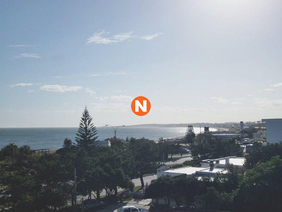 Apartamento Ref.225205 - Apartamento en venta Playa Mansa 2 dormitorios
