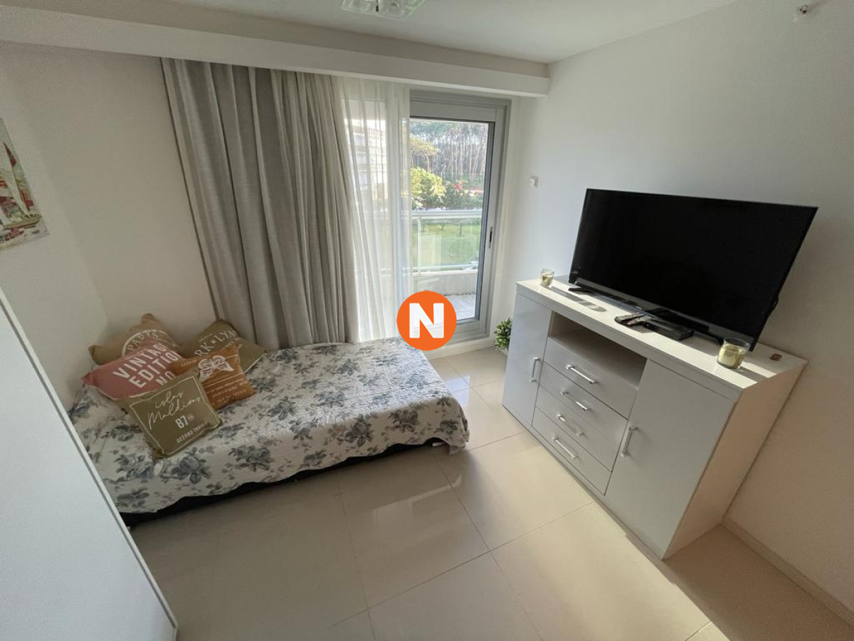 Apartamento Ref.225211 - Venta apartamento un dormitorio Punta del este Brava edificio Look Brava