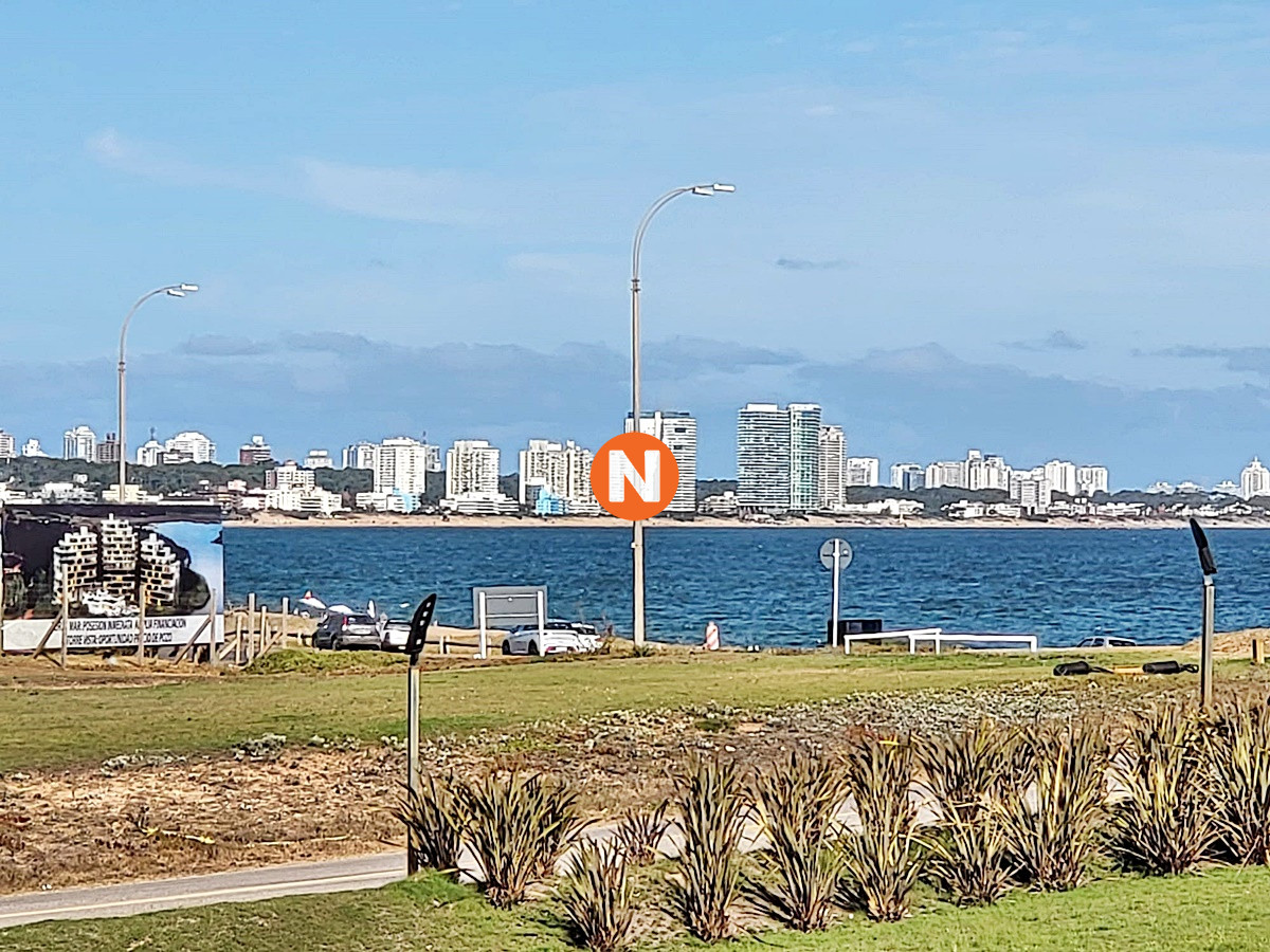 Apartamento Ref.225206 - Apartamento en Venta y Alquiler, Mansa, Punta del Este, 2 Dormitorios.