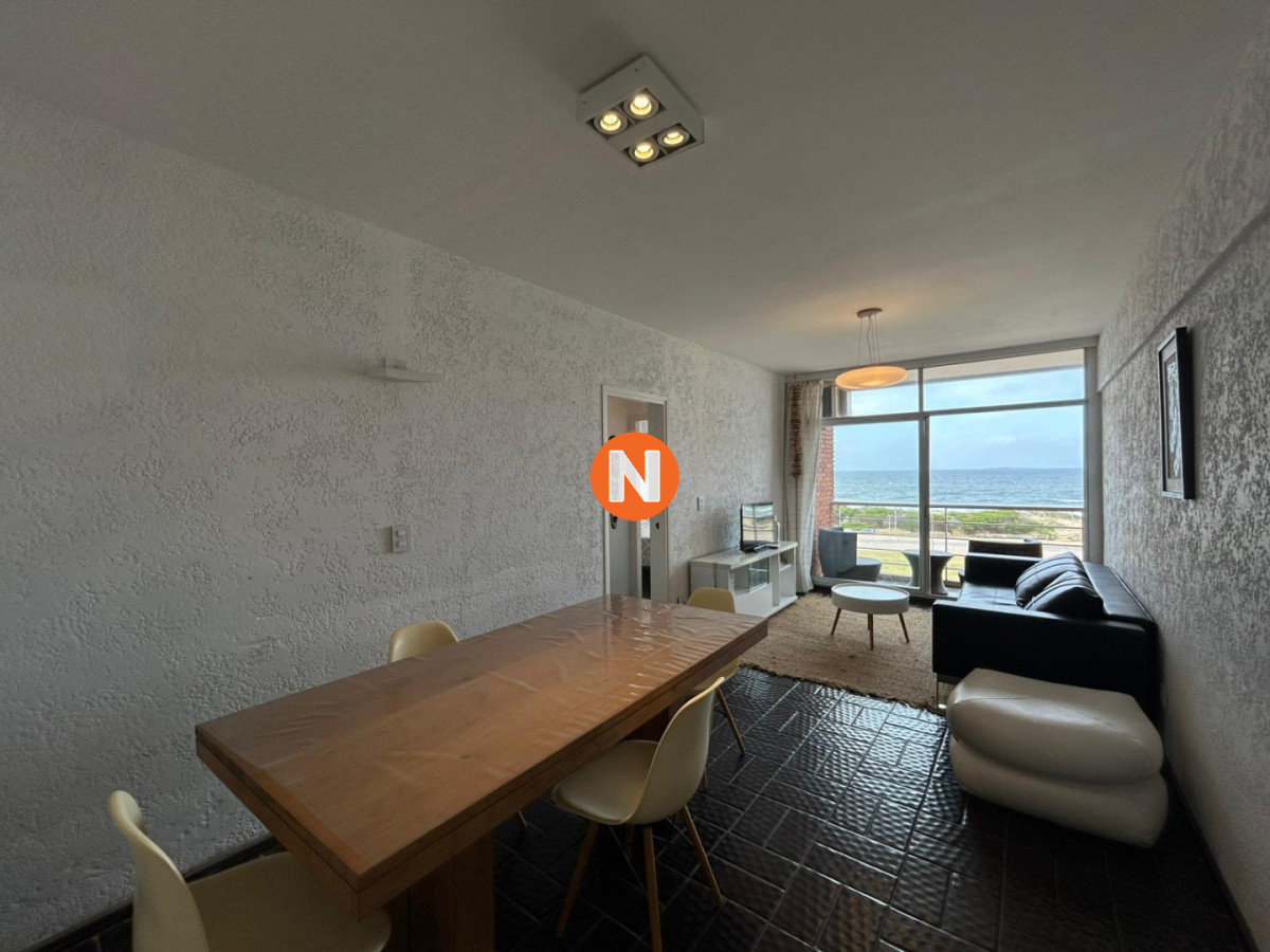 Apartamento Ref.225189 - Venta apartamento un dormitorio Punta del este playa Brava edificio Marenostrum vista al mar