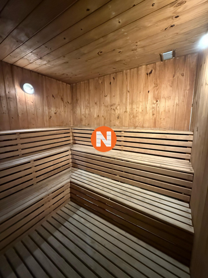 Apartamento Ref.225216 - APARTAMENTO 2 DORMITORIOS EN PUNTA DEL ESTE EN VENTA A PASOS DEL MAR