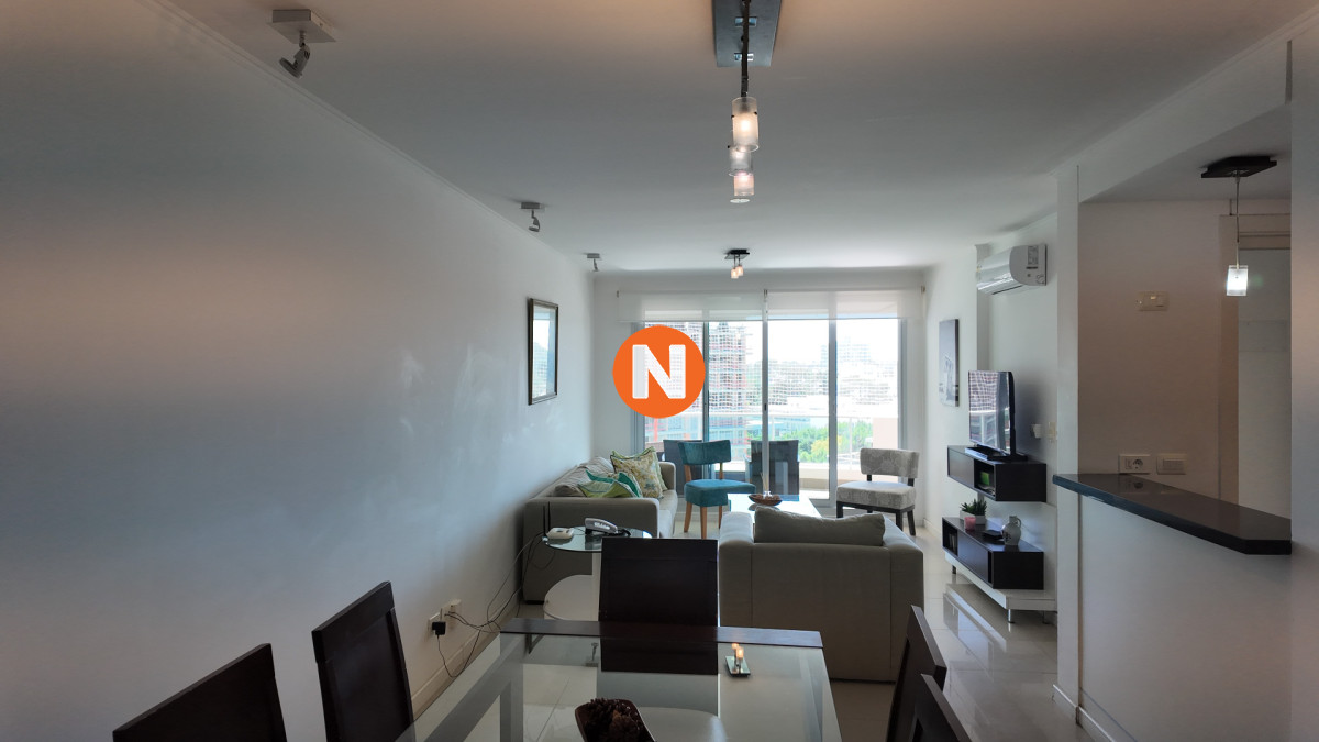 Apartamento Ref.225197 - Venta apartamento dos dormitorios Punta del Este Playa Brava edificio Wind Tower