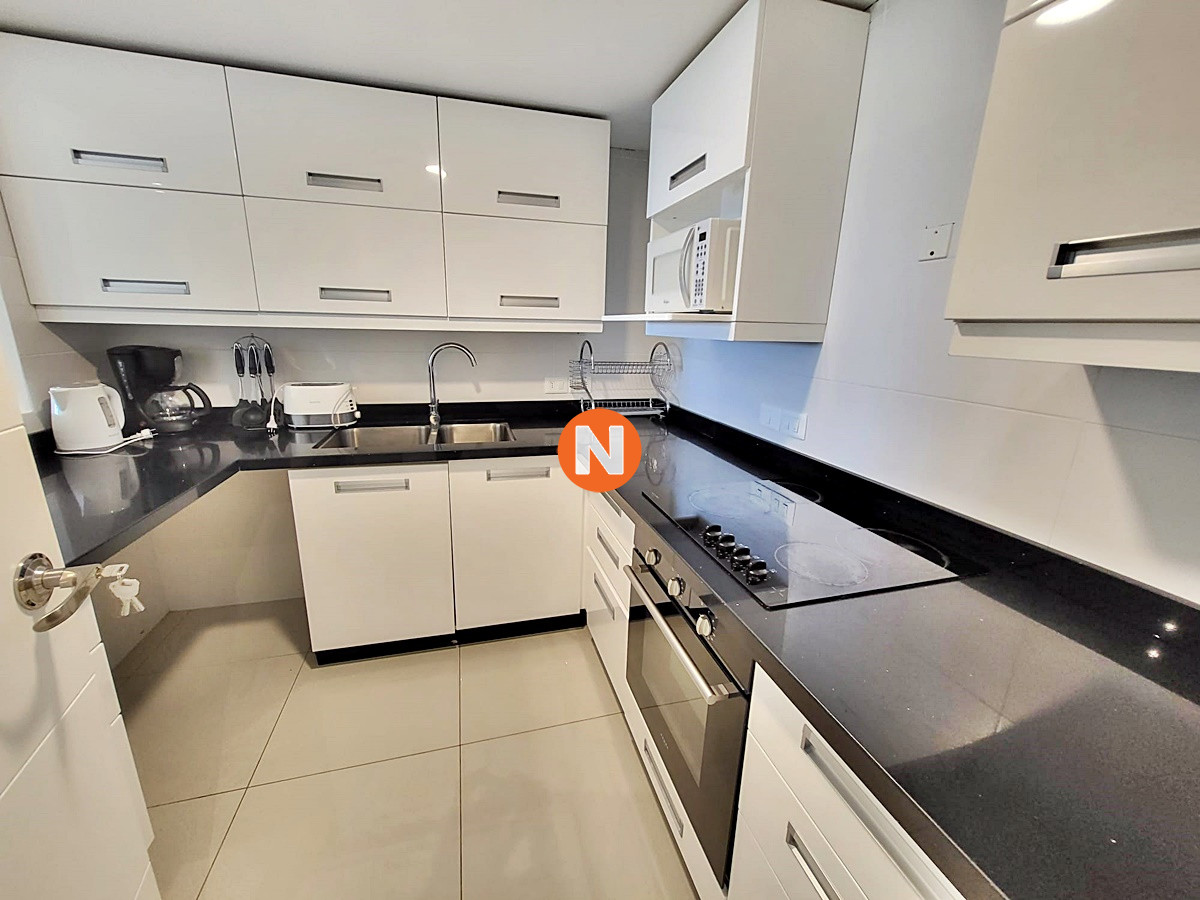 Apartamento Ref.225206 - Apartamento en Venta y Alquiler, Mansa, Punta del Este, 2 Dormitorios.