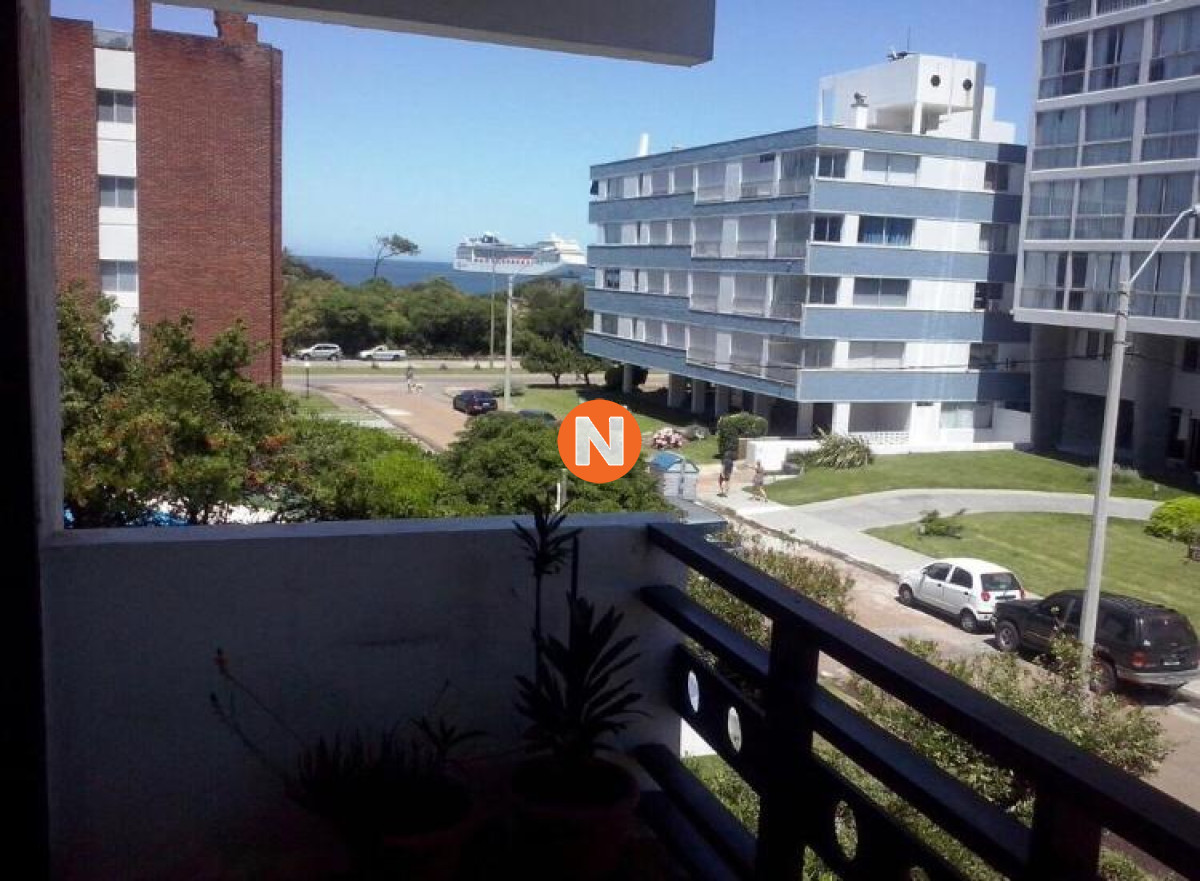 Apartamento Ref.225191 - Apartamento en venta Punta del Este 2 dormitorios 