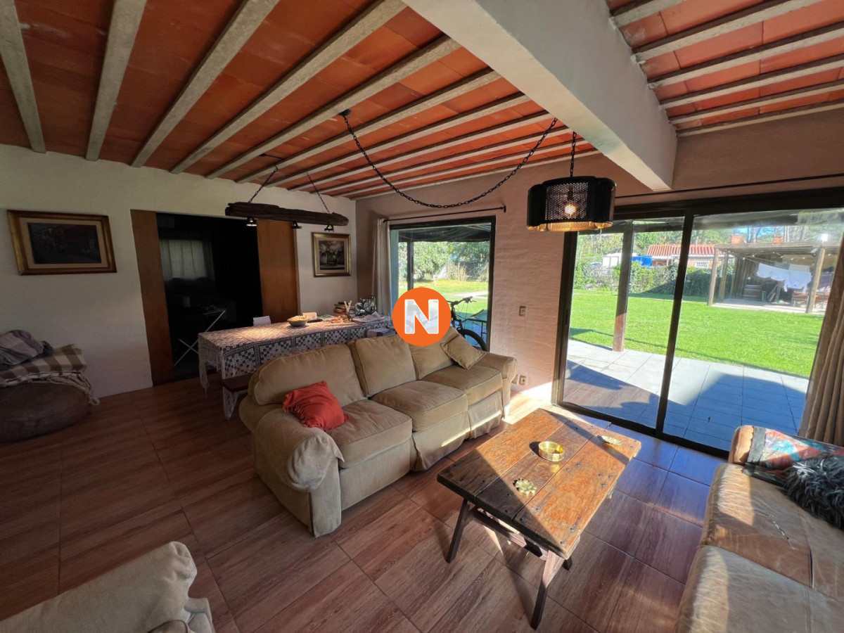 Casa Ref.225212 - Casa 5 dormitorios