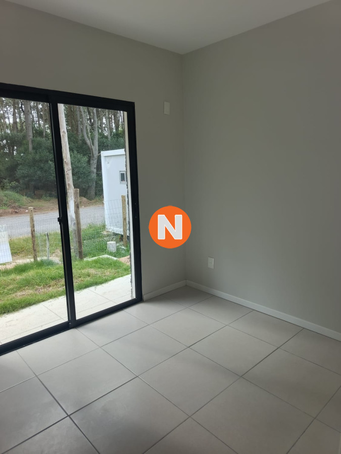 Casa Ref.223847 - Venta casa tres dormitorios Punta del este Parque Burnett a estrenar
