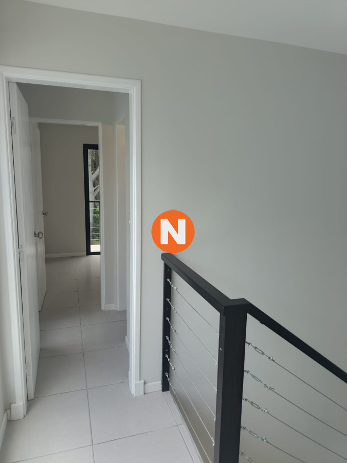 Casa Ref.223847 - Venta casa tres dormitorios Punta del este Parque Burnett a estrenar