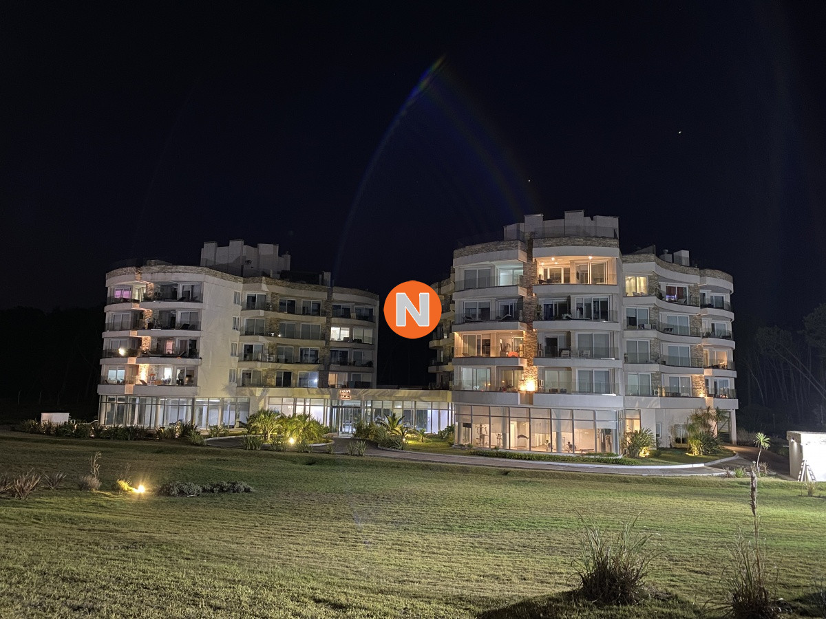 Apartamento Ref.225206 - Apartamento en Venta y Alquiler, Mansa, Punta del Este, 2 Dormitorios.