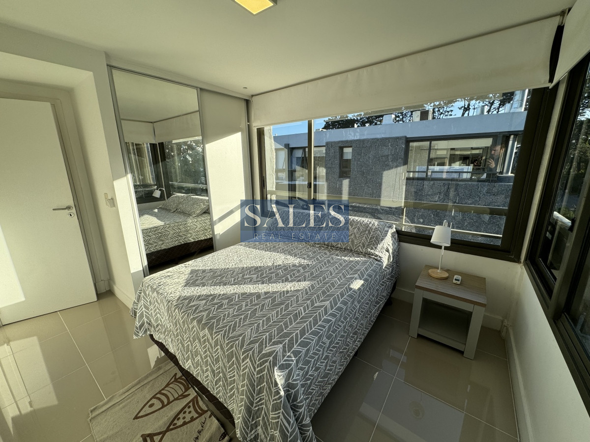 Apartamento ID.1288 - Apartamento en Punta del Este de 2 dormitorios a solo 1000 metros del mar.