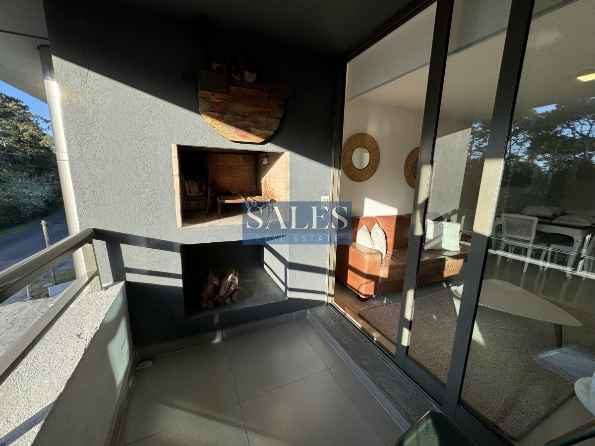 Apartamento ID.1288 - Apartamento en Punta del Este de 2 dormitorios a solo 1000 metros del mar.