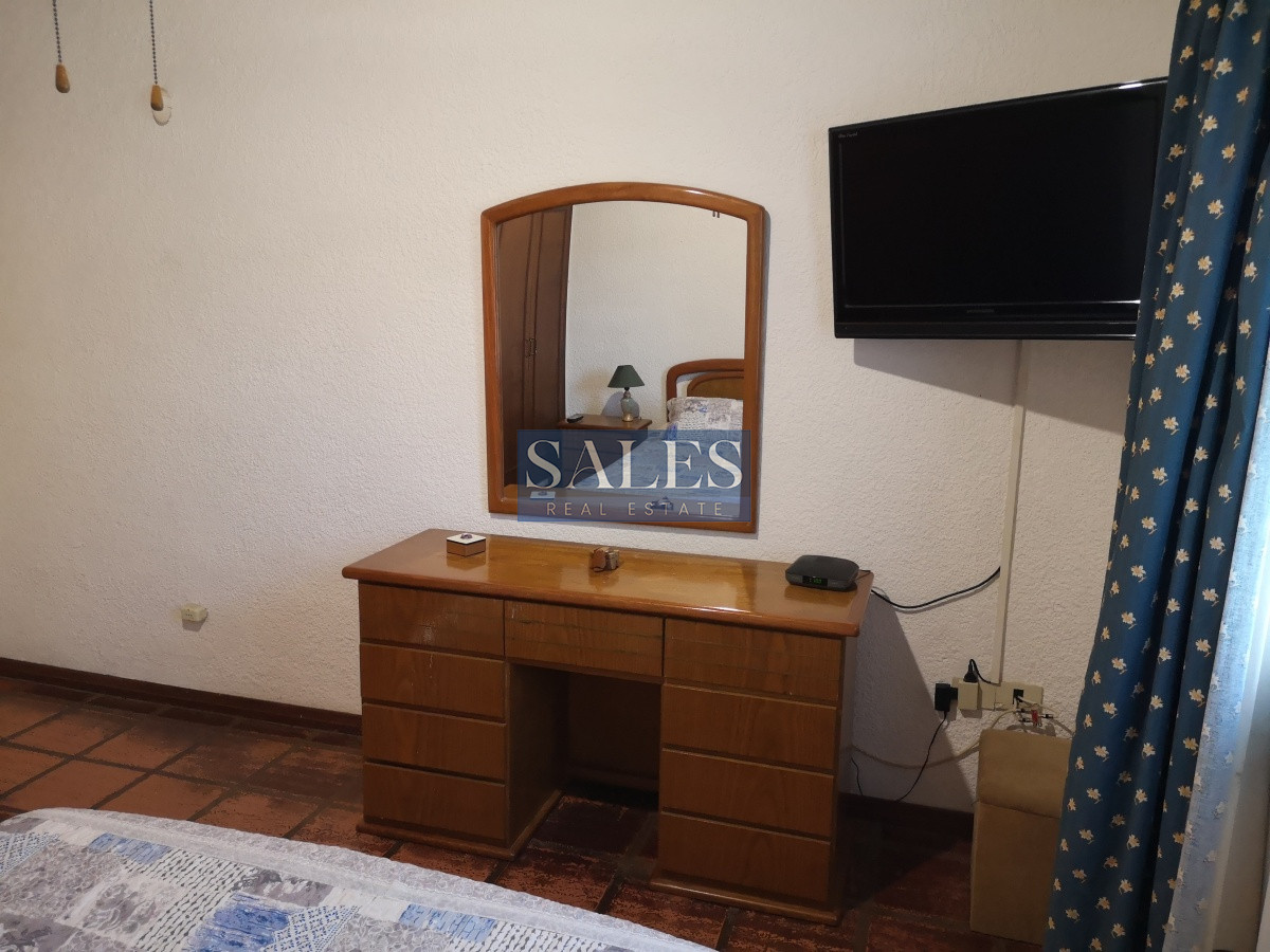 Casa ID.1412 - Venta casa cuatro dormitorios Punta del Este con piscina