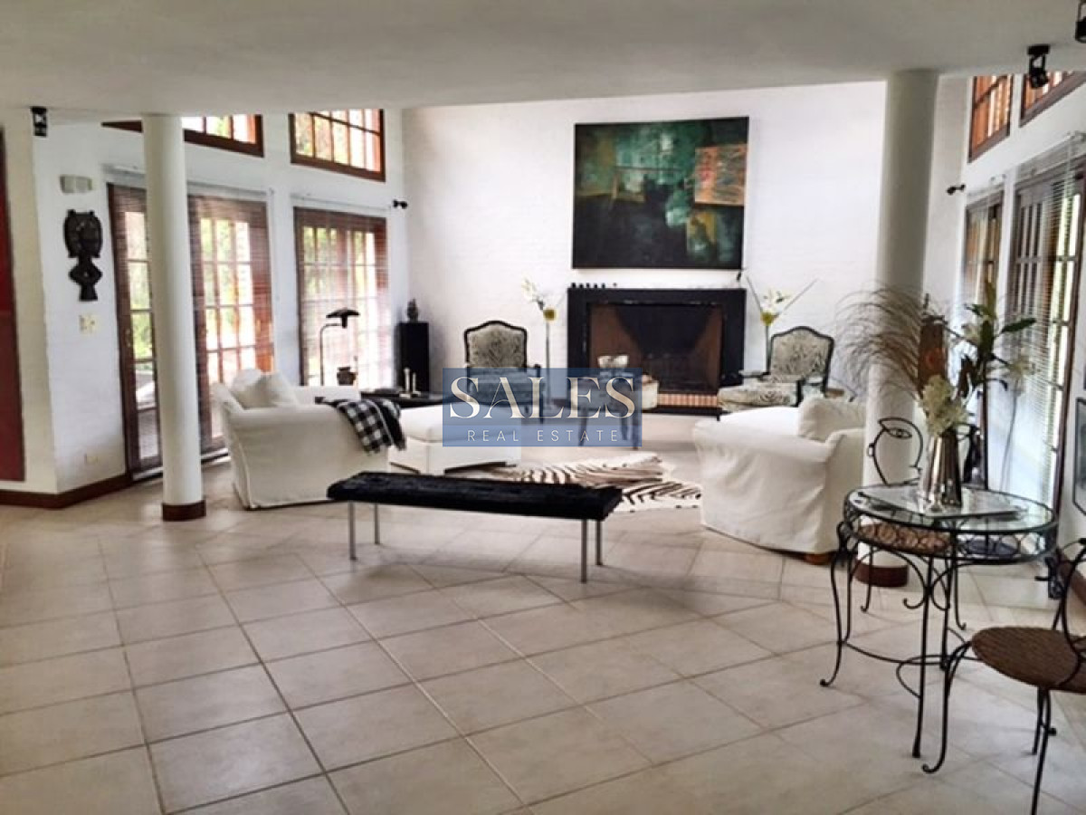 Casa ID.1459 - Casa en venta Pinares 3 dormitorios