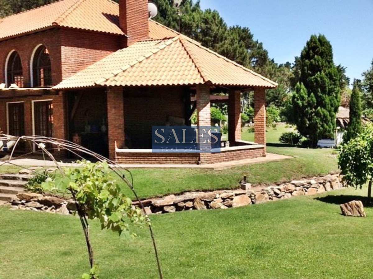 Casa ID.1459 - Casa en venta Pinares 3 dormitorios