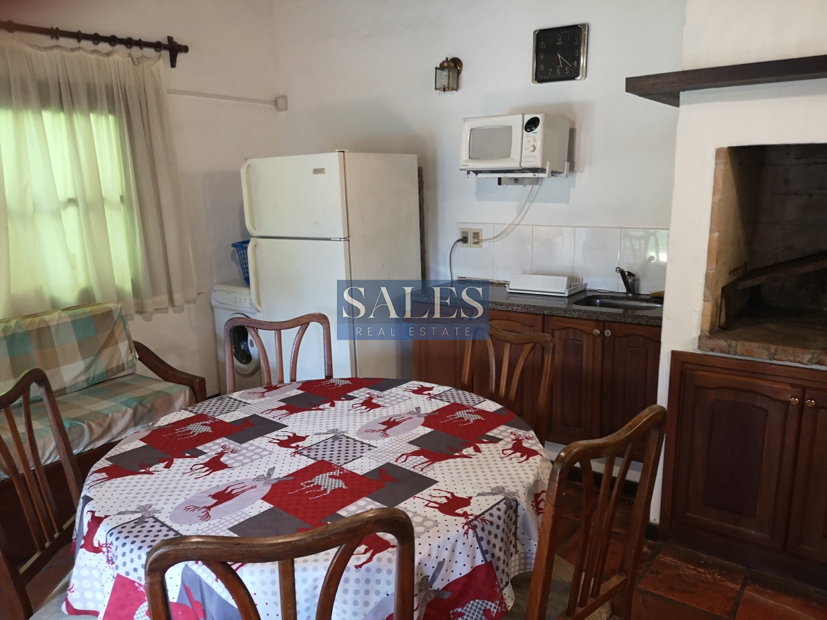 Casa ID.1412 - Venta casa cuatro dormitorios Punta del Este con piscina