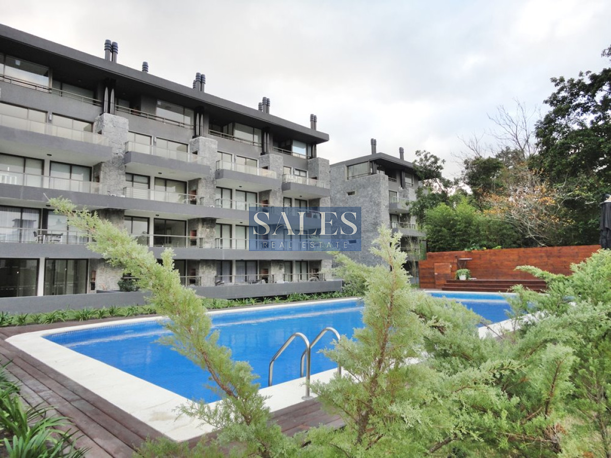Apartamento ID.1288 - Apartamento en Punta del Este de 2 dormitorios a solo 1000 metros del mar.