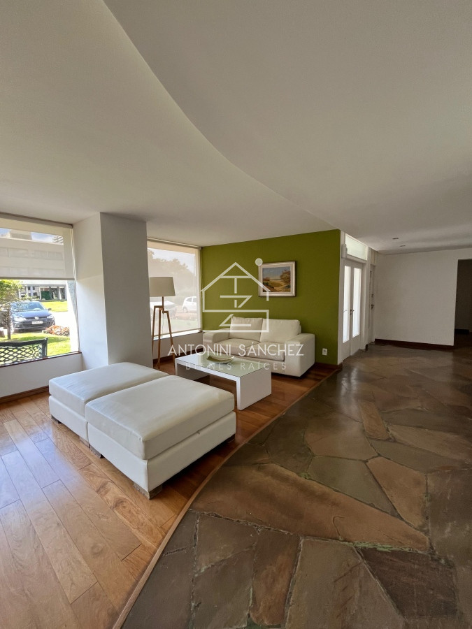Apartamento ID.2142 - Oportunidad de Apartamento 2 dormitorios en venta Punta del Este