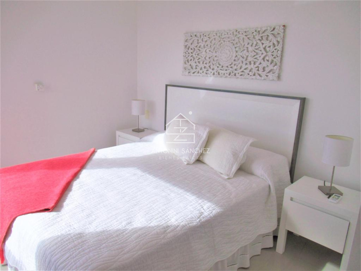 Apartamento ID.2416 - VENTA APARTAMENTO DOS DORMITORIOS PUNTA DEL ESTE EDIFICIO WIND TOWER