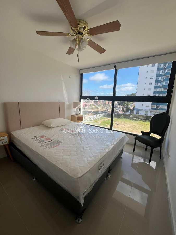 Apartamento ID.2384 - Oportunidad en venta Punta del Este edificio Otto Uno 1 dormitorio con cochera