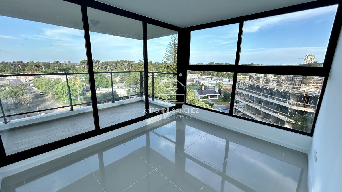 Apartamento ID.2100 - Apartamento de 2 dormitorios en venta Punta Del Este