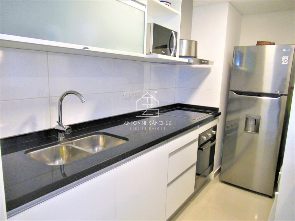 Apartamento ID.2416 - VENTA APARTAMENTO DOS DORMITORIOS PUNTA DEL ESTE EDIFICIO WIND TOWER