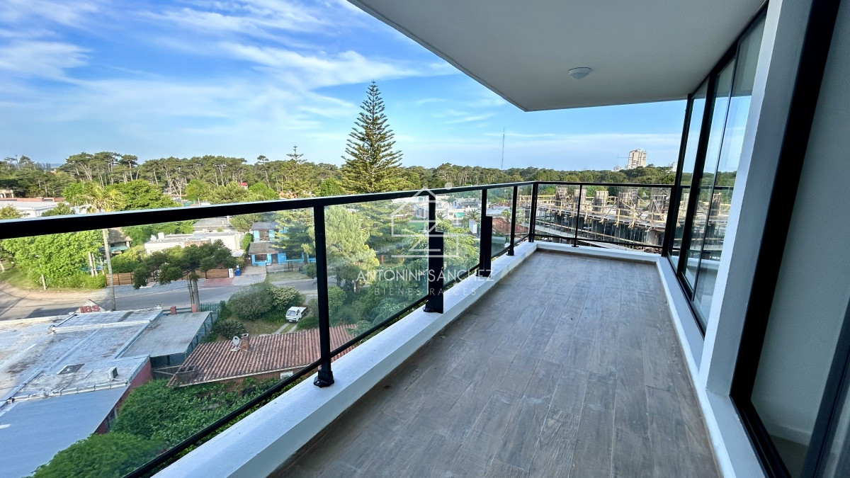 Apartamento ID.2100 - Apartamento de 2 dormitorios en venta Punta Del Este