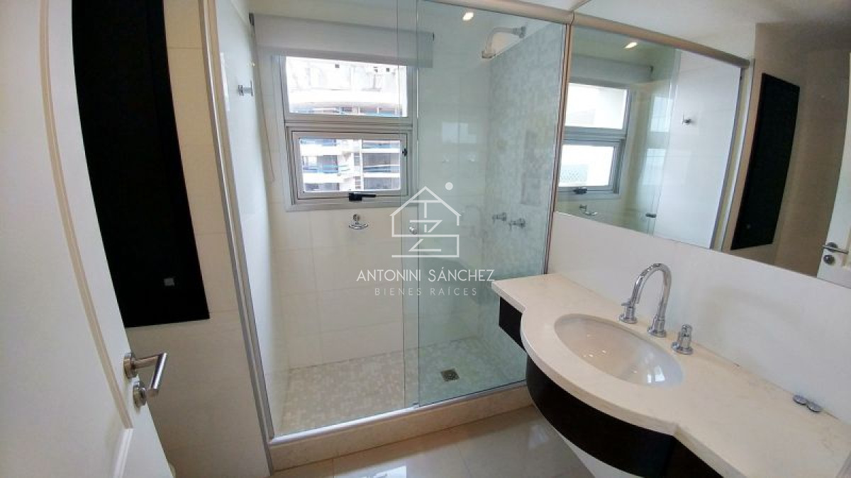 Apartamento ID.3201 - Exclusivo departamento en venta Playa Brava 4 dormitorios - Torre Lobos