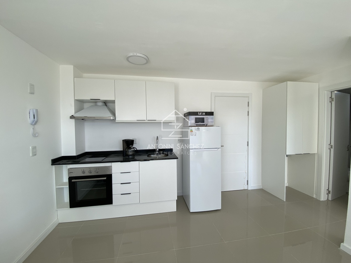 Apartamento ID.2384 - Oportunidad en venta Punta del Este edificio Otto Uno 1 dormitorio con cochera