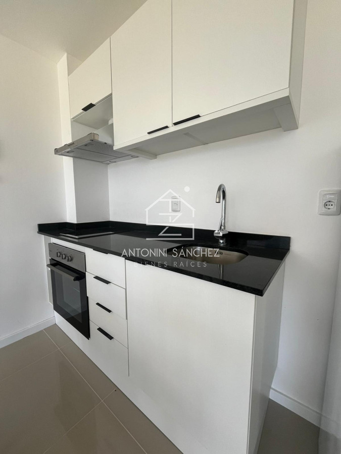Apartamento ID.2384 - Oportunidad en venta Punta del Este edificio Otto Uno 1 dormitorio con cochera