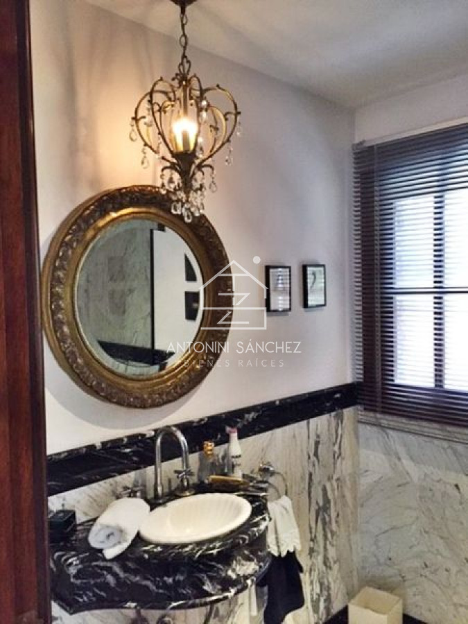 Casa ID.2574 - Casa en venta Pinares 3 dormitorios