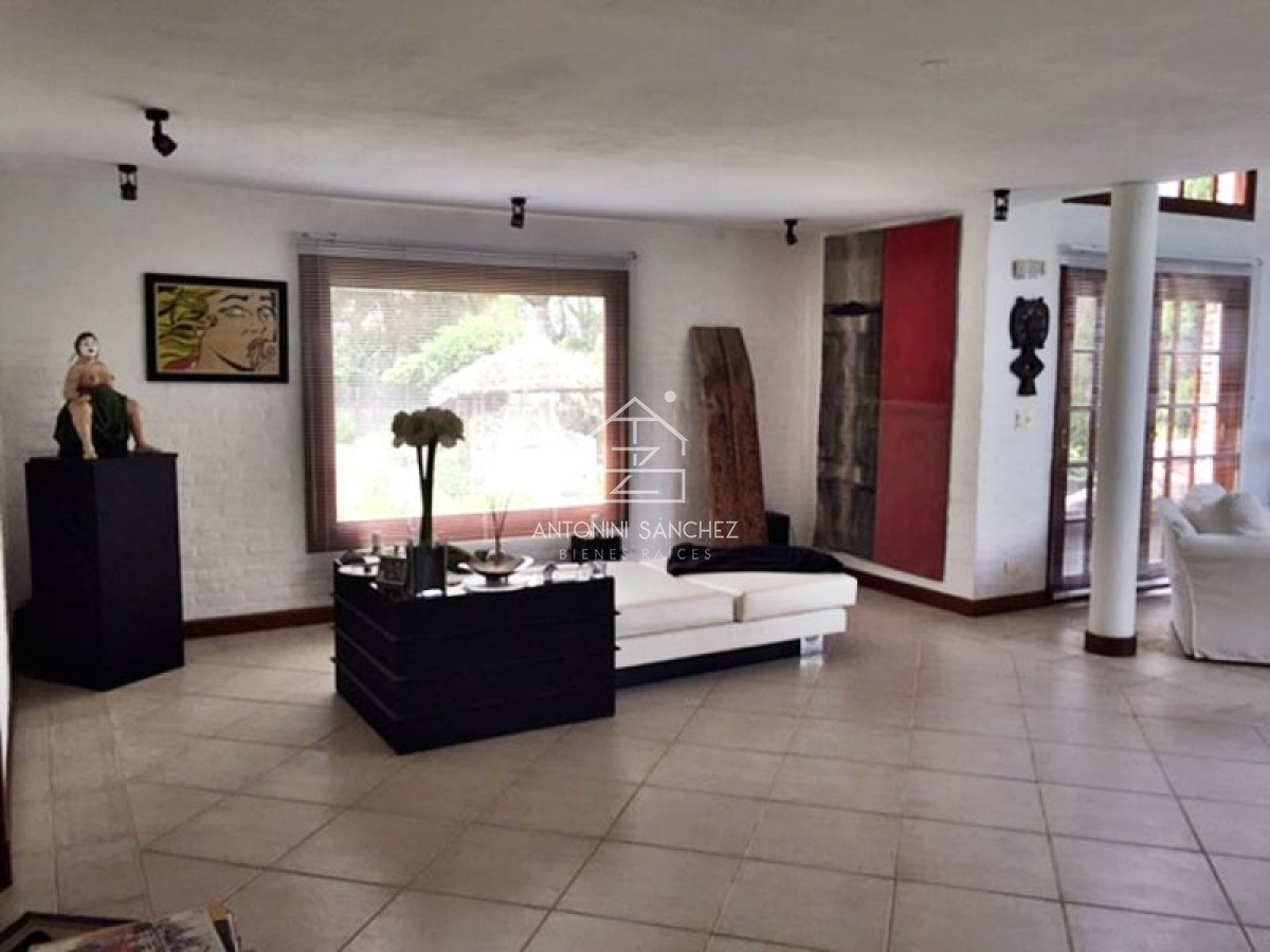 Casa ID.2574 - Casa en venta Pinares 3 dormitorios