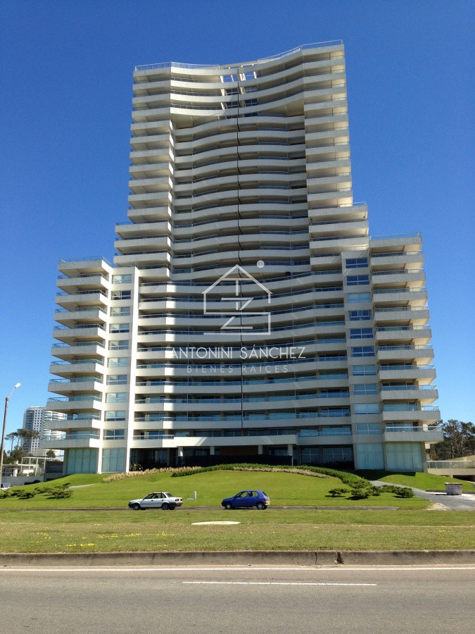 Apartamento ID.3201 - Exclusivo departamento en venta Playa Brava 4 dormitorios - Torre Lobos