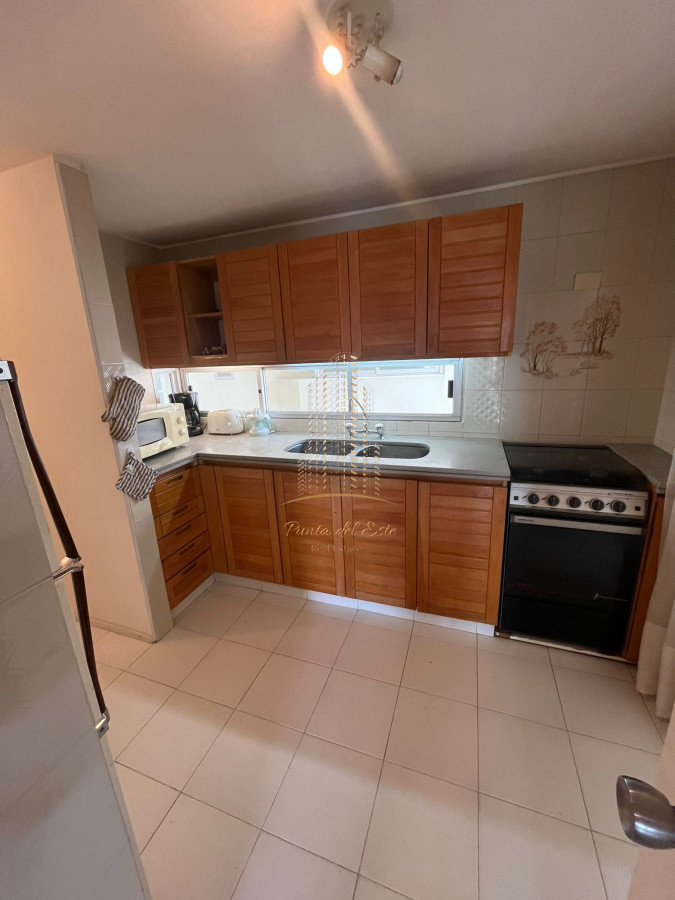 Apartamento ID.950 - EXCELENTE APARTAMENTO ALQUILER TEMPORAL PUNTA DEL ESTE PLAYA BRAVA