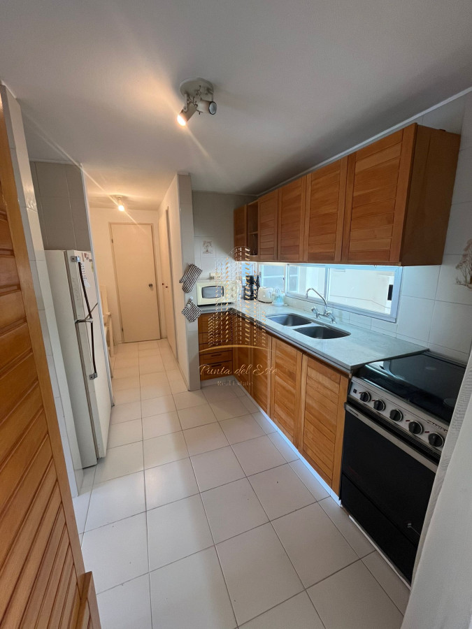 Apartamento ID.950 - EXCELENTE APARTAMENTO ALQUILER TEMPORAL PUNTA DEL ESTE PLAYA BRAVA